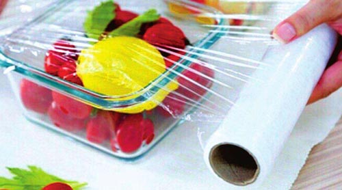 食品塑料保鮮膜透氣性能不達標，內部密封的食物仍然會發(fā)霉變質