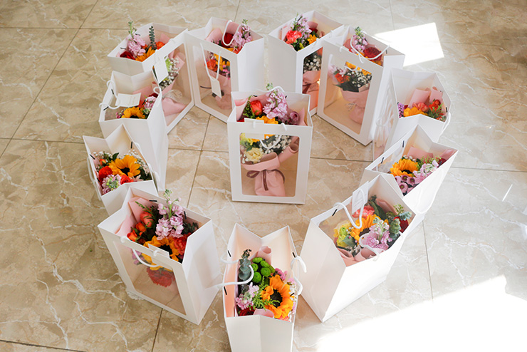 愛在三八節(jié)，情暖半邊天 濟(jì)南賽成為女員工送上節(jié)日祝福